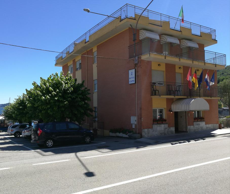 Hotel Capri Lesa Exteriér fotografie